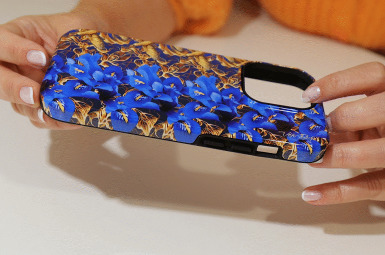 Blue irises 3d stereogram phone case