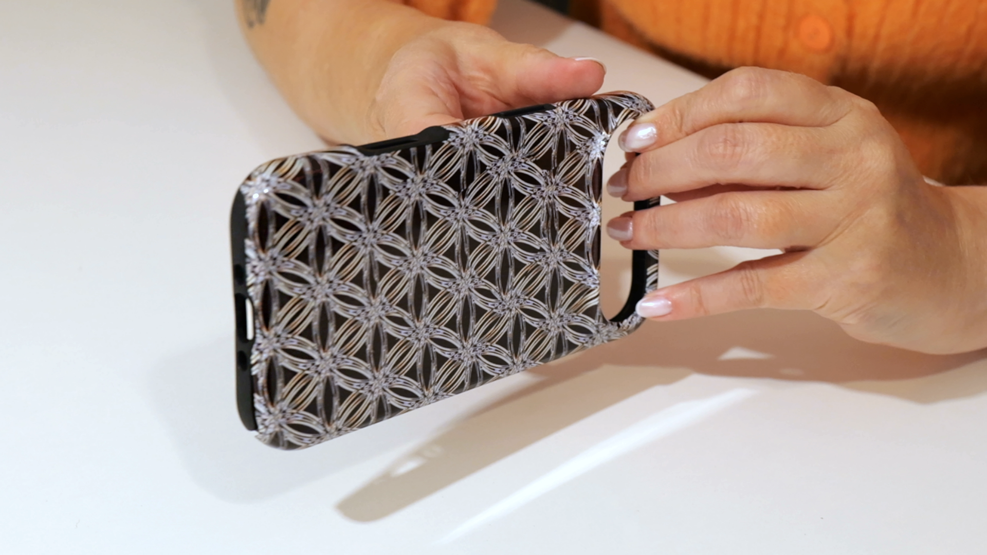 Flower of life 3d stereogram phone case 6