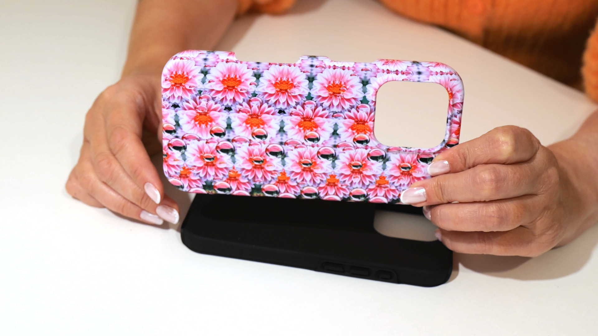 Pink dahlias 3d stereogram phone case