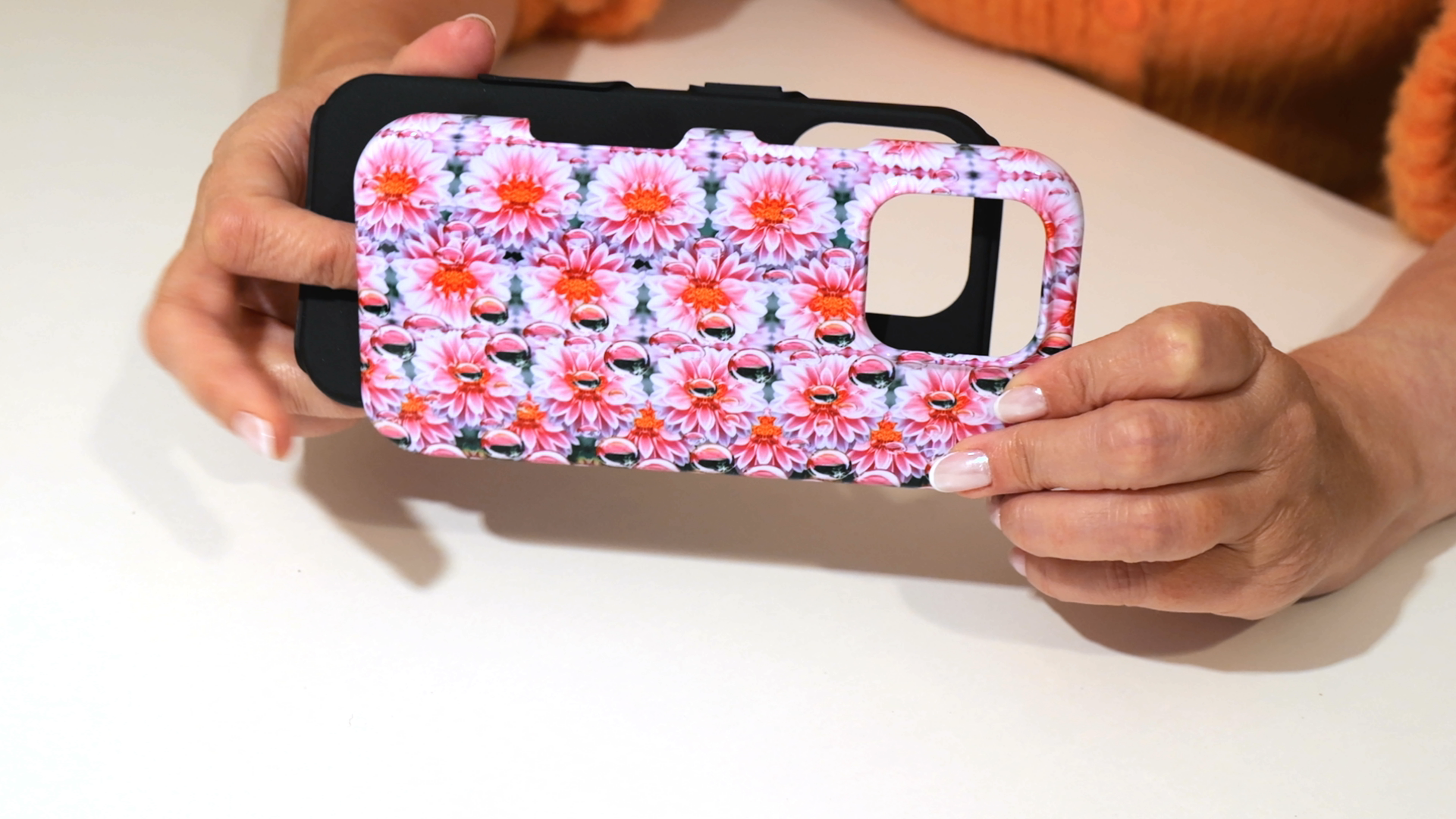 Pink dahlias 3d stereogram phone case
